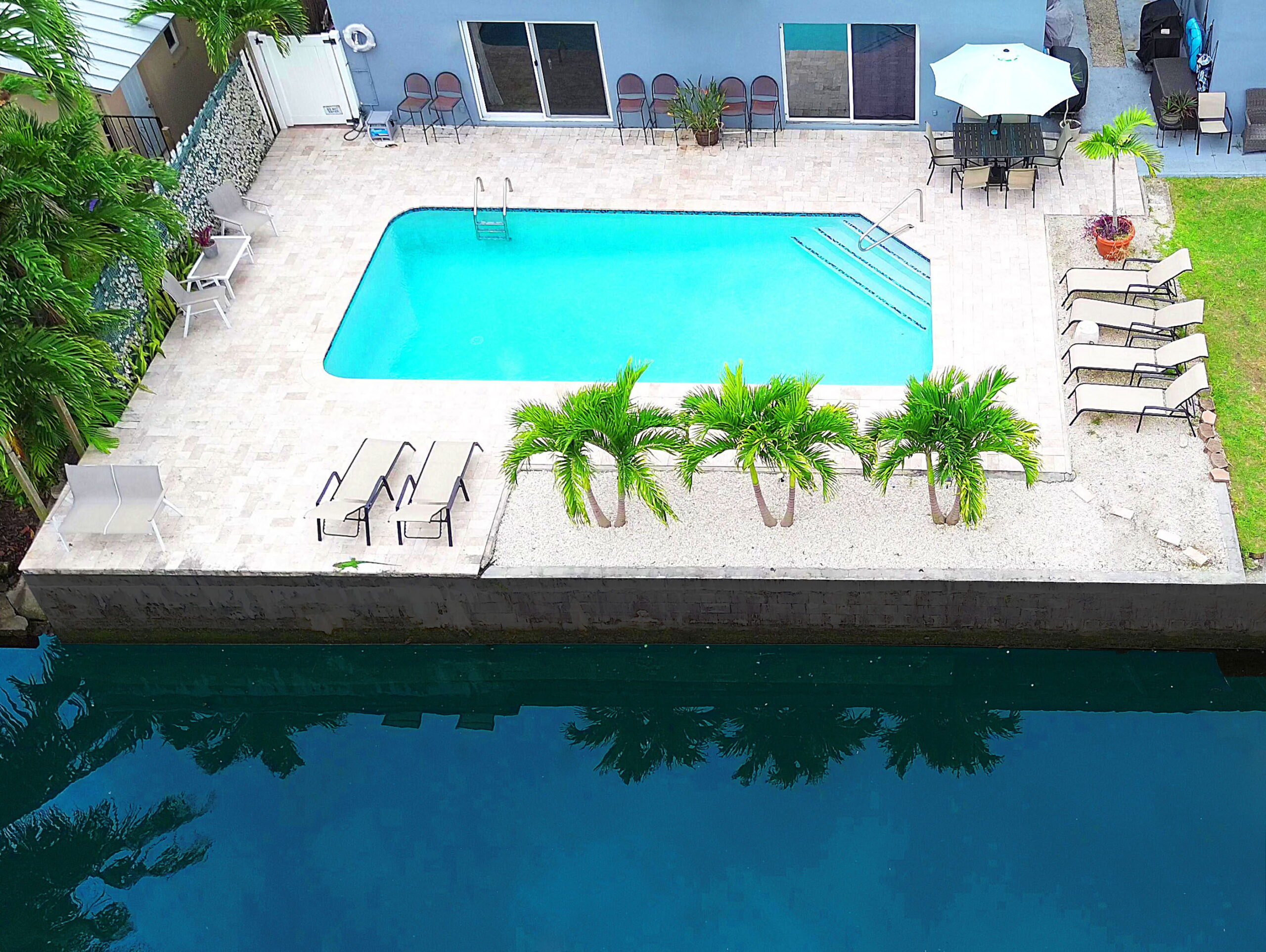 Aerial view of the swimming pool and patio at Tarpon Harbor 1 in Fort Lauderdale